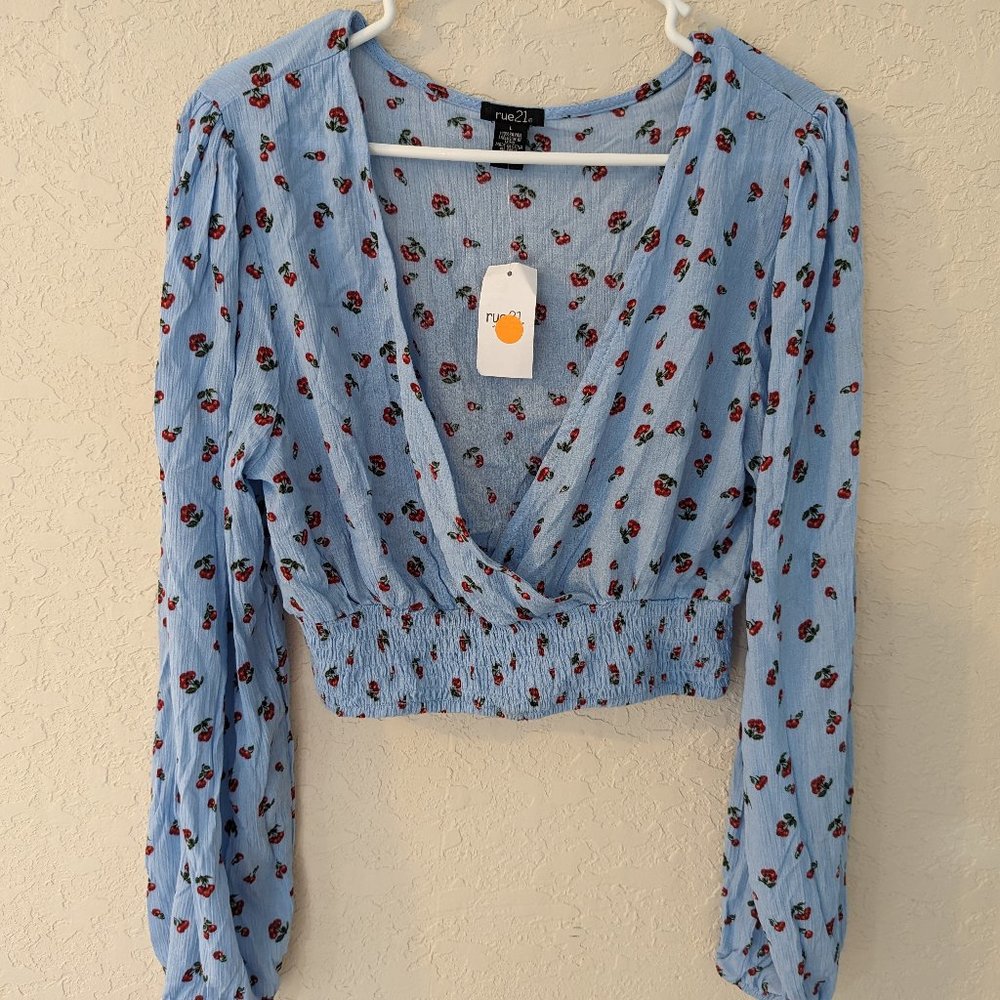 Rue 21 Cherry Long Sleeved Wrap Rouched Cropped Blouse Size L NWT